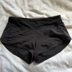 Lululemon Speed Up 2.5” low rise shorts